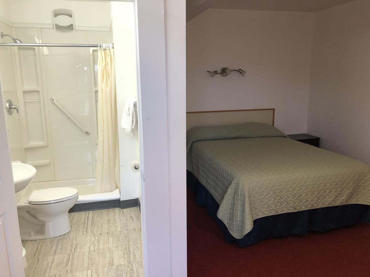Voyageur Motel Thunder Bay Ngoại thất bức ảnh
